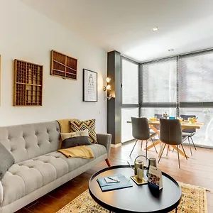 https://sweet-inn-apartments-sagrada-familia-design.topbarcelonahotels.com