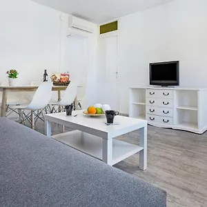 https://vass-holidays-apartments.topbarcelonahotels.com